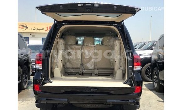 Buy Import Toyota Land Cruiser Black Car in Import - Dubai in Malawi Buy Import Toyota Land Cruiser Black Car in Import - Dubai in Malawi