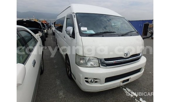 Acheter Import Voiture Toyota Hiace Blanc à Import - Dubai, Malawi Acheter Import Voiture Toyota Hiace Blanc à Import - Dubai, Malawi