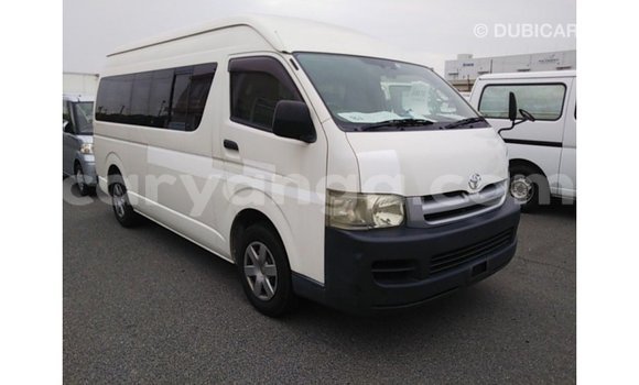 Acheter Import Voiture Toyota Hiace Blanc à Import - Dubai, Malawi Acheter Import Voiture Toyota Hiace Blanc à Import - Dubai, Malawi