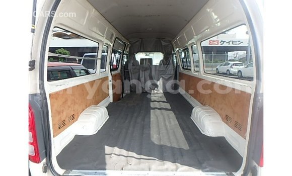 Acheter Import Voiture Toyota Hiace Blanc à Import - Dubai, Malawi Acheter Import Voiture Toyota Hiace Blanc à Import - Dubai, Malawi