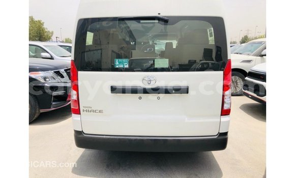 Acheter Import Voiture Toyota Hiace Blanc à Import - Dubai, Malawi Acheter Import Voiture Toyota Hiace Blanc à Import - Dubai, Malawi
