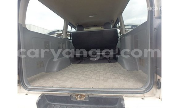 Nunua Imported Toyota Hiace White Gari ndani ya Import - Dubai nchini Malawi Nunua Imported Toyota Hiace White Gari ndani ya Import - Dubai nchini Malawi