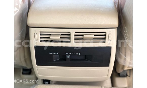 Nunua Imported Toyota Land Cruiser White Gari ndani ya Import - Dubai nchini Malawi Nunua Imported Toyota Land Cruiser White Gari ndani ya Import - Dubai nchini Malawi