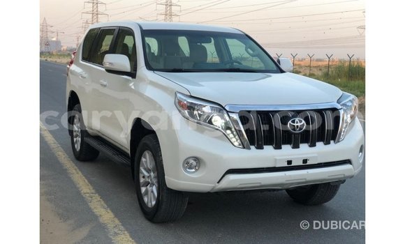 Acheter Import Voiture Toyota Prado Blanc à Import - Dubai, Malawi Acheter Import Voiture Toyota Prado Blanc à Import - Dubai, Malawi