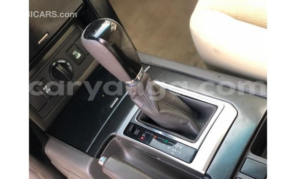 Acheter Import Voiture Toyota Prado Blanc à Import - Dubai, Malawi Acheter Import Voiture Toyota Prado Blanc à Import - Dubai, Malawi