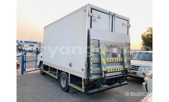 Nunua Imported Mitsubishi Canter White Gari ndani ya Import - Dubai nchini Malawi Nunua Imported Mitsubishi Canter White Gari ndani ya Import - Dubai nchini Malawi