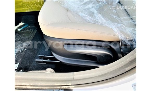 Buy Import Hyundai Elantra White Car in Import - Dubai in Malawi Buy Import Hyundai Elantra White Car in Import - Dubai in Malawi
