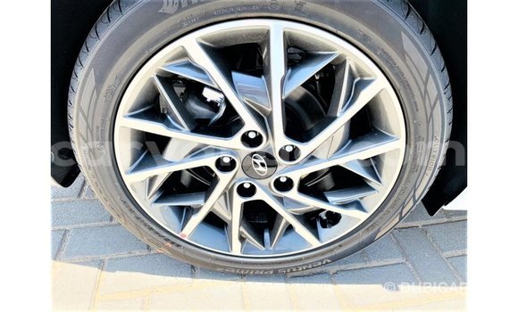 Buy Import Hyundai Elantra White Car in Import - Dubai in Malawi Buy Import Hyundai Elantra White Car in Import - Dubai in Malawi