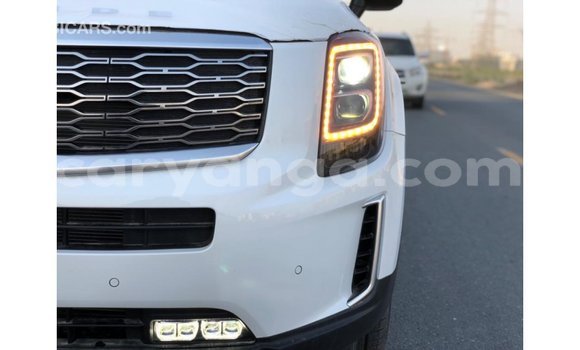 Nunua Imported Kia Carens White Gari ndani ya Import - Dubai nchini Malawi Nunua Imported Kia Carens White Gari ndani ya Import - Dubai nchini Malawi
