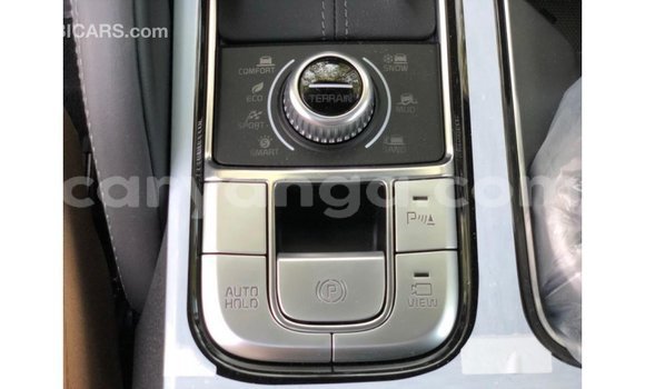 Nunua Imported Kia Carens White Gari ndani ya Import - Dubai nchini Malawi Nunua Imported Kia Carens White Gari ndani ya Import - Dubai nchini Malawi