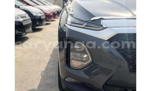 Nunua Imported Hyundai Santa Fe Green Gari ndani ya Import - Dubai nchini Malawi Nunua Imported Hyundai Santa Fe Green Gari ndani ya Import - Dubai nchini Malawi