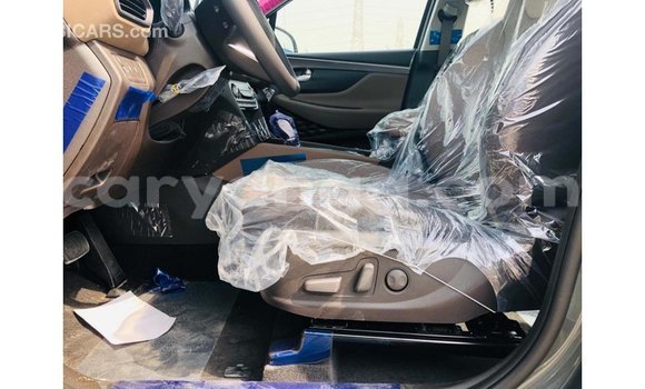 Nunua Imported Hyundai Santa Fe Green Gari ndani ya Import - Dubai nchini Malawi Nunua Imported Hyundai Santa Fe Green Gari ndani ya Import - Dubai nchini Malawi