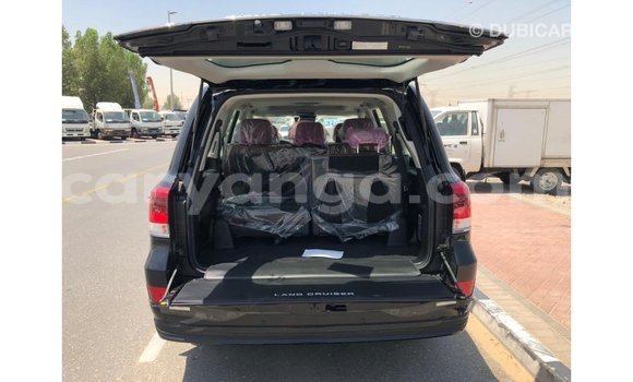 Nunua Imported Toyota Land Cruiser Black Gari ndani ya Import - Dubai nchini Malawi Nunua Imported Toyota Land Cruiser Black Gari ndani ya Import - Dubai nchini Malawi