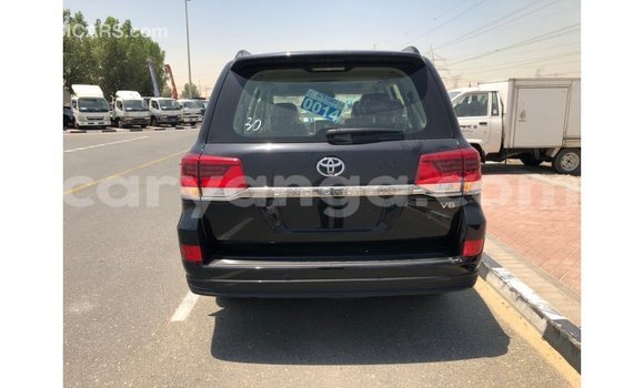 Nunua Imported Toyota Land Cruiser Black Gari ndani ya Import - Dubai nchini Malawi Nunua Imported Toyota Land Cruiser Black Gari ndani ya Import - Dubai nchini Malawi