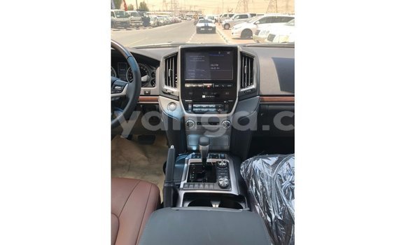 Nunua Imported Toyota Land Cruiser Black Gari ndani ya Import - Dubai nchini Malawi Nunua Imported Toyota Land Cruiser Black Gari ndani ya Import - Dubai nchini Malawi