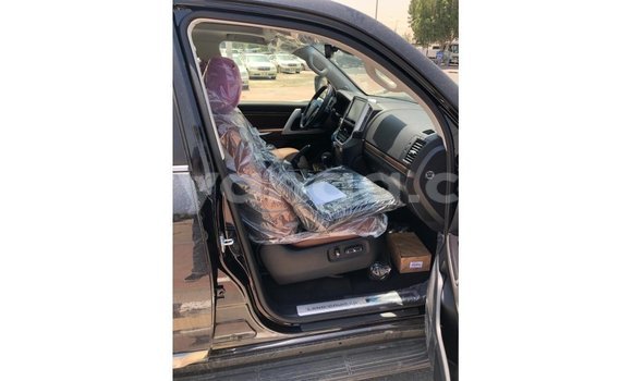 Nunua Imported Toyota Land Cruiser Black Gari ndani ya Import - Dubai nchini Malawi Nunua Imported Toyota Land Cruiser Black Gari ndani ya Import - Dubai nchini Malawi