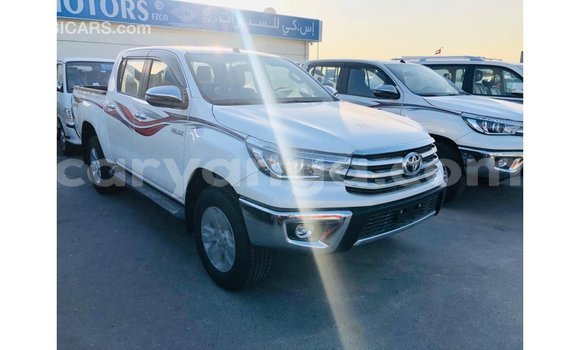 Nunua Imported Toyota Hilux White Gari ndani ya Import - Dubai nchini Malawi Nunua Imported Toyota Hilux White Gari ndani ya Import - Dubai nchini Malawi