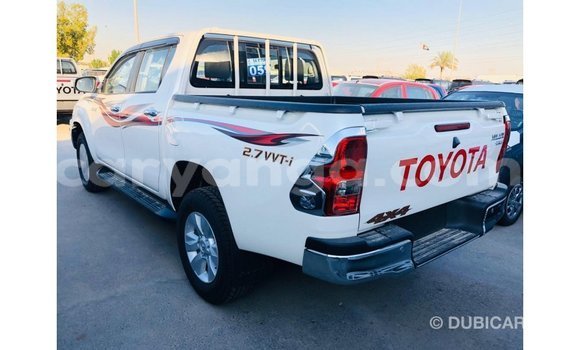 Nunua Imported Toyota Hilux White Gari ndani ya Import - Dubai nchini Malawi Nunua Imported Toyota Hilux White Gari ndani ya Import - Dubai nchini Malawi