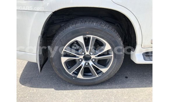 Buy Import Toyota Land Cruiser White Car in Import - Dubai in Malawi Buy Import Toyota Land Cruiser White Car in Import - Dubai in Malawi