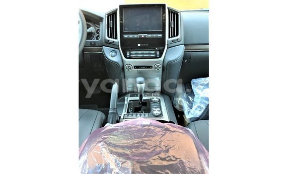 Buy Import Toyota Land Cruiser Black Car in Import - Dubai in Malawi Buy Import Toyota Land Cruiser Black Car in Import - Dubai in Malawi
