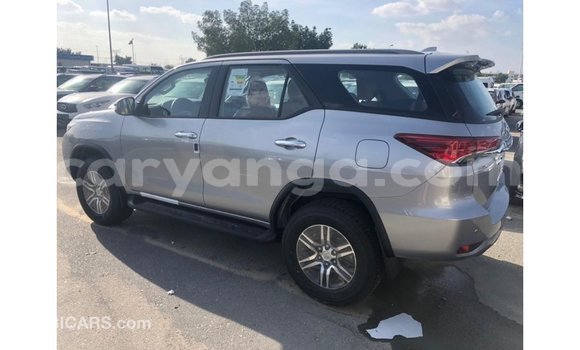 Nunua Imported Toyota Fortuner Other Gari ndani ya Import - Dubai nchini Malawi Nunua Imported Toyota Fortuner Other Gari ndani ya Import - Dubai nchini Malawi