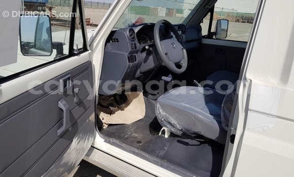 Buy Import Toyota Land Cruiser White Car in Import - Dubai in Malawi Buy Import Toyota Land Cruiser White Car in Import - Dubai in Malawi