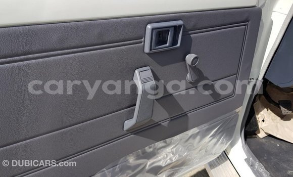 Buy Import Toyota Land Cruiser White Car in Import - Dubai in Malawi Buy Import Toyota Land Cruiser White Car in Import - Dubai in Malawi