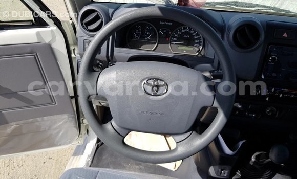 Buy Import Toyota Land Cruiser White Car in Import - Dubai in Malawi Buy Import Toyota Land Cruiser White Car in Import - Dubai in Malawi