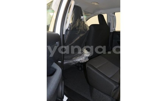 Buy Import Toyota Hilux White Car in Import - Dubai in Malawi Buy Import Toyota Hilux White Car in Import - Dubai in Malawi