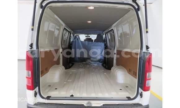 Buy Import Toyota Hiace White Car in Import - Dubai in Malawi Buy Import Toyota Hiace White Car in Import - Dubai in Malawi
