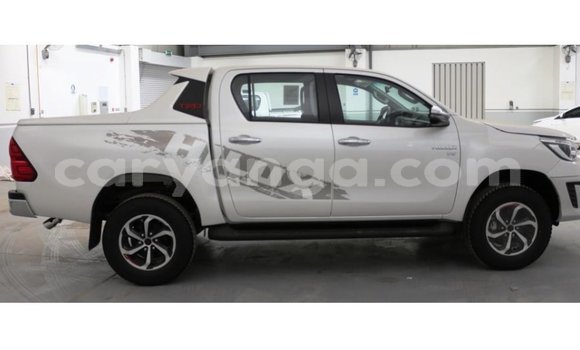 Buy Import Toyota Hilux White Car in Import - Dubai in Malawi Buy Import Toyota Hilux White Car in Import - Dubai in Malawi