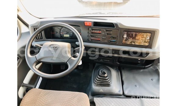 Nunua Imported Toyota Coaster White Gari ndani ya Import - Dubai nchini Malawi Nunua Imported Toyota Coaster White Gari ndani ya Import - Dubai nchini Malawi