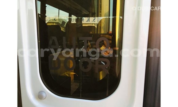 Nunua Imported Toyota Coaster White Gari ndani ya Import - Dubai nchini Malawi Nunua Imported Toyota Coaster White Gari ndani ya Import - Dubai nchini Malawi