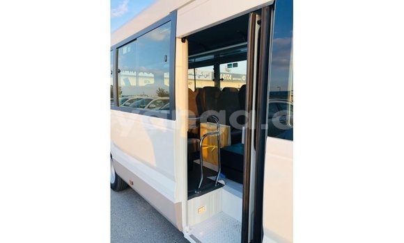 Nunua Imported Toyota Coaster White Gari ndani ya Import - Dubai nchini Malawi Nunua Imported Toyota Coaster White Gari ndani ya Import - Dubai nchini Malawi