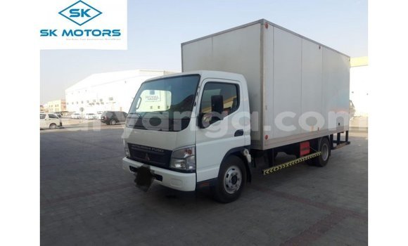 Nunua Imported Mitsubishi Canter White Gari ndani ya Import - Dubai nchini Malawi Nunua Imported Mitsubishi Canter White Gari ndani ya Import - Dubai nchini Malawi