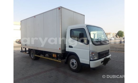 Nunua Imported Mitsubishi Canter White Gari ndani ya Import - Dubai nchini Malawi Nunua Imported Mitsubishi Canter White Gari ndani ya Import - Dubai nchini Malawi