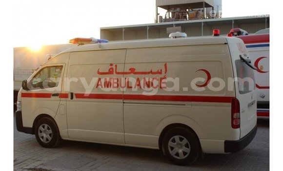 Acheter Import Voiture Toyota Hiace Blanc à Import - Dubai, Malawi Acheter Import Voiture Toyota Hiace Blanc à Import - Dubai, Malawi