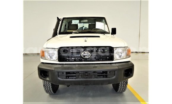 Buy Import Toyota Land Cruiser White Car in Import - Dubai in Malawi Buy Import Toyota Land Cruiser White Car in Import - Dubai in Malawi