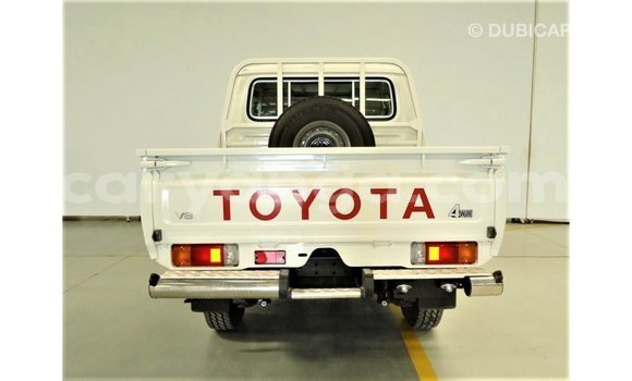 Buy Import Toyota Land Cruiser White Car in Import - Dubai in Malawi Buy Import Toyota Land Cruiser White Car in Import - Dubai in Malawi