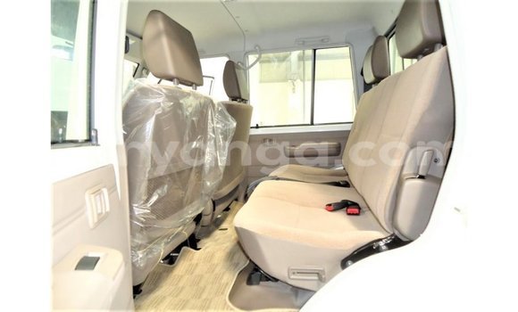 Buy Import Toyota Land Cruiser White Car in Import - Dubai in Malawi Buy Import Toyota Land Cruiser White Car in Import - Dubai in Malawi