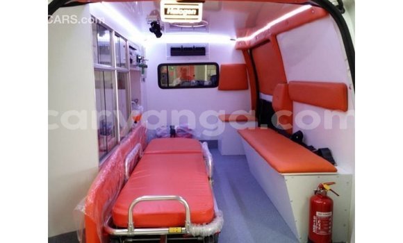 Nunua Imported Toyota Hiace White Gari ndani ya Import - Dubai nchini Malawi Nunua Imported Toyota Hiace White Gari ndani ya Import - Dubai nchini Malawi