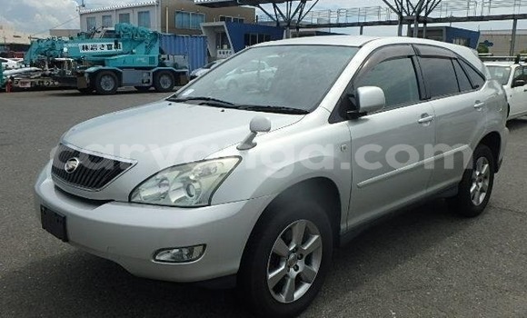 Buy Import Toyota Harrier Silver Car in Blantyre in Malawi
