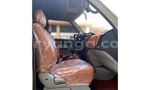 Buy Import Nissan Patrol Beige Car in Import - Dubai in Malawi Buy Import Nissan Patrol Beige Car in Import - Dubai in Malawi
