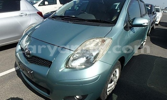 Buy Import Toyota Vitz Green Car in Blantyre in Malawi