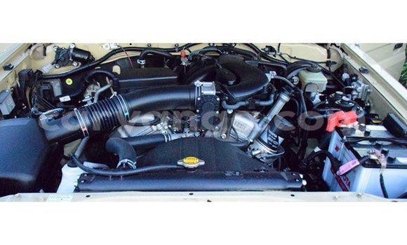 Buy Import Toyota Land Cruiser Beige Car in Import - Dubai in Malawi Buy Import Toyota Land Cruiser Beige Car in Import - Dubai in Malawi