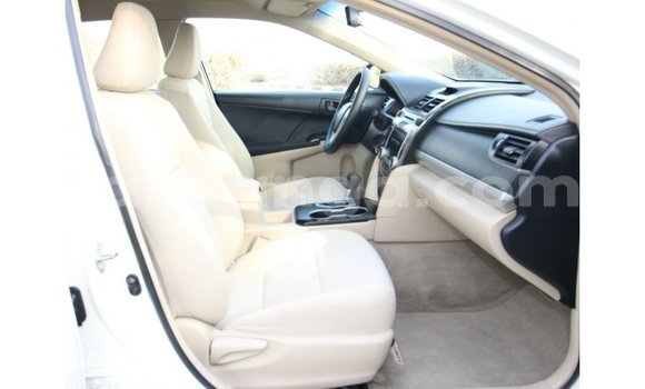 Buy Import Toyota Camry White Car in Import - Dubai in Malawi Buy Import Toyota Camry White Car in Import - Dubai in Malawi
