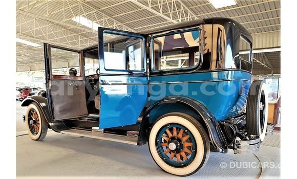 Nunua Imported Buick Electra Blue Gari ndani ya Import - Dubai nchini Malawi Nunua Imported Buick Electra Blue Gari ndani ya Import - Dubai nchini Malawi