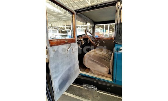 Nunua Imported Buick Electra Blue Gari ndani ya Import - Dubai nchini Malawi Nunua Imported Buick Electra Blue Gari ndani ya Import - Dubai nchini Malawi