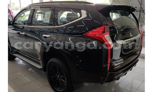 Acheter Import Voiture Mitsubishi Montero Noir à Import - Dubai, Malawi Acheter Import Voiture Mitsubishi Montero Noir à Import - Dubai, Malawi