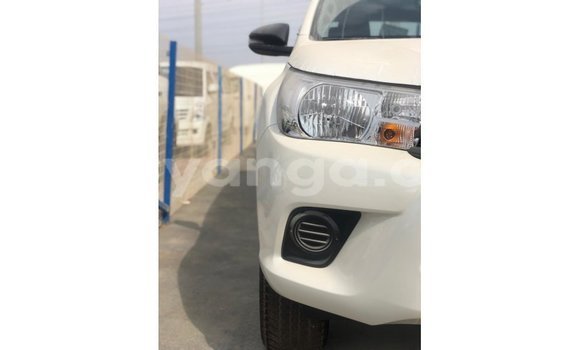 Buy Import Toyota Hilux White Car in Import - Dubai in Malawi Buy Import Toyota Hilux White Car in Import - Dubai in Malawi